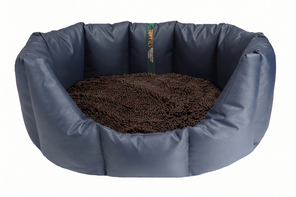 CLEARANCE : Small, Easy Access Wipe Clean Navy Nest with Brown Dog Dryer