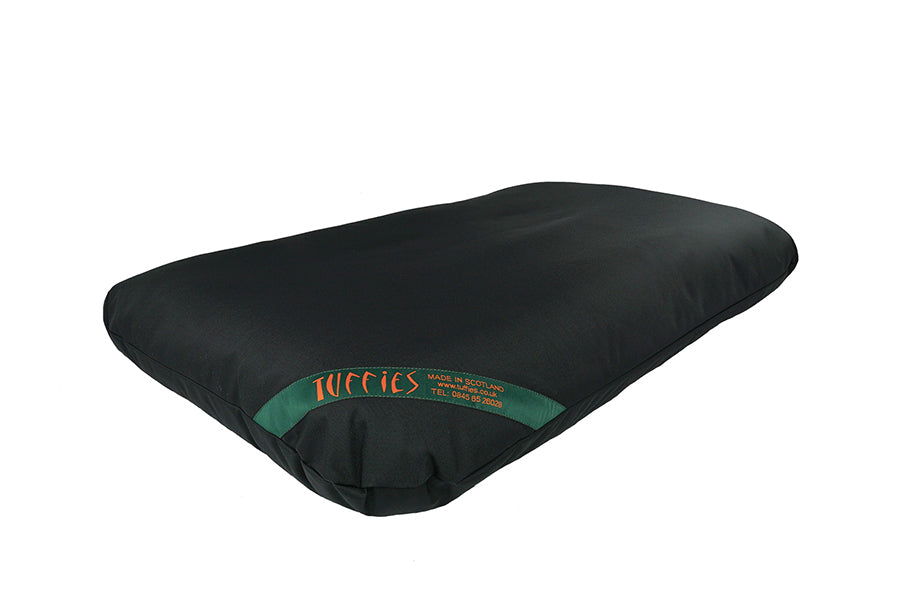 (Black)