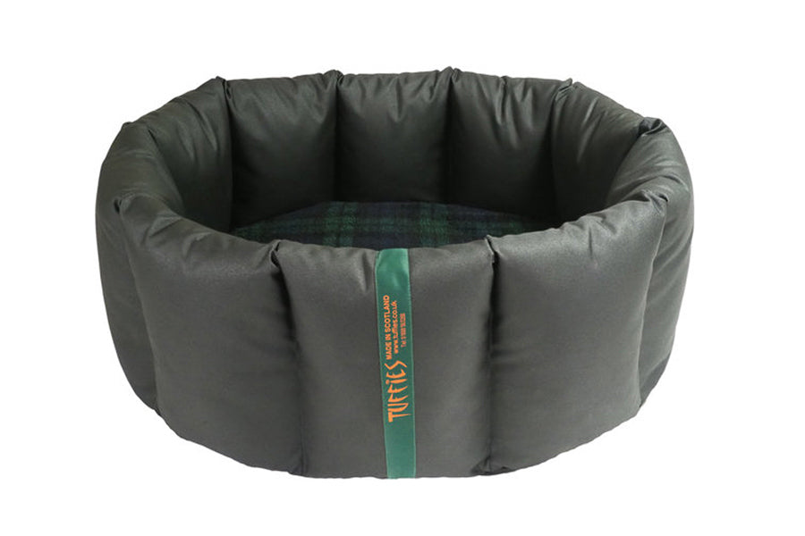 (Full Nest Black with Black Watch)