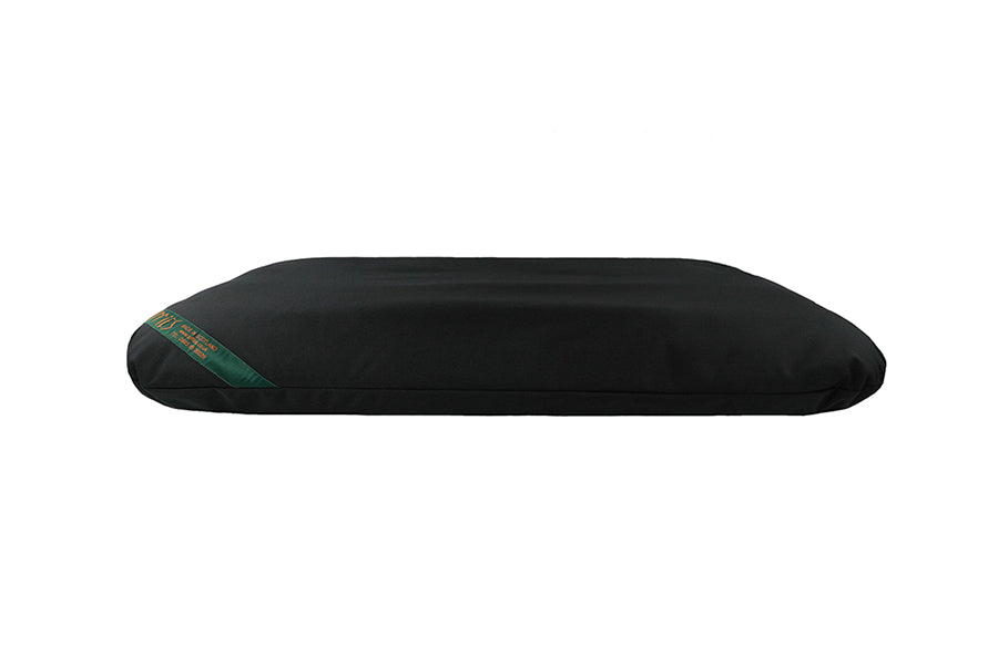 (Black)