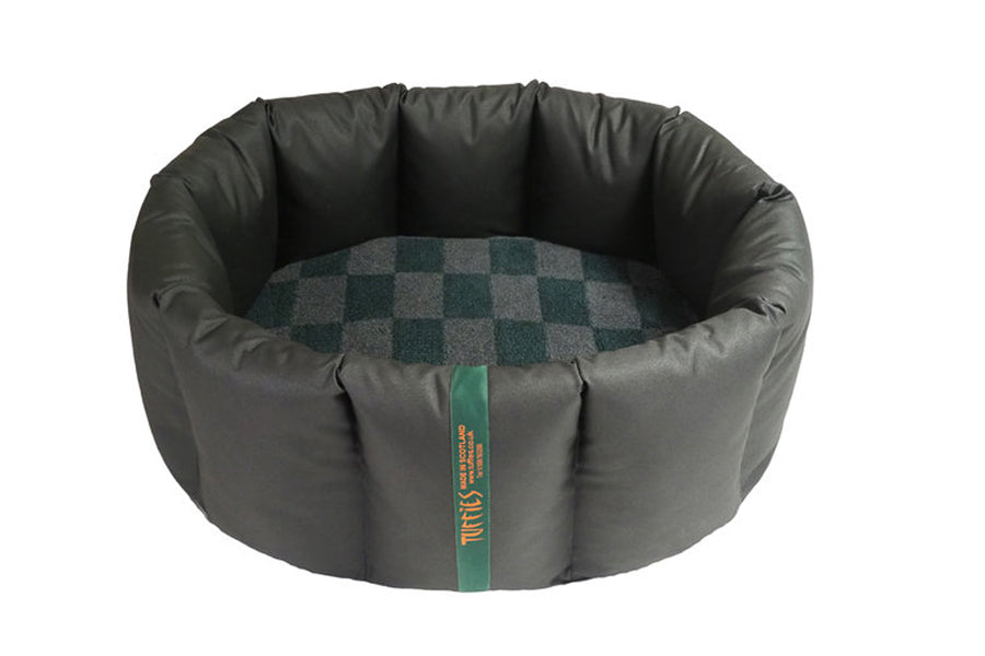 (Full Nest Black with Wild Storm)