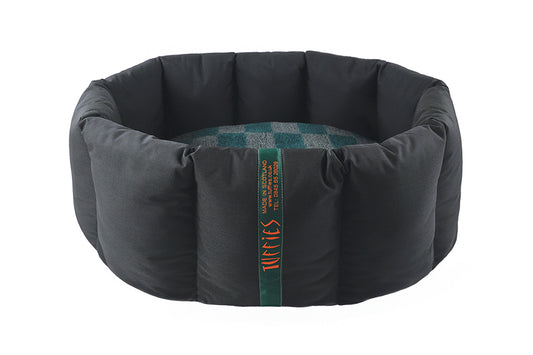 (Full Nest Black with Wild Storm)