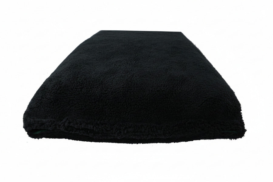 (Black)