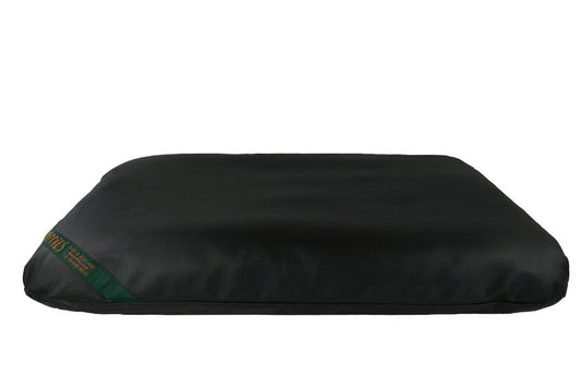(Black)