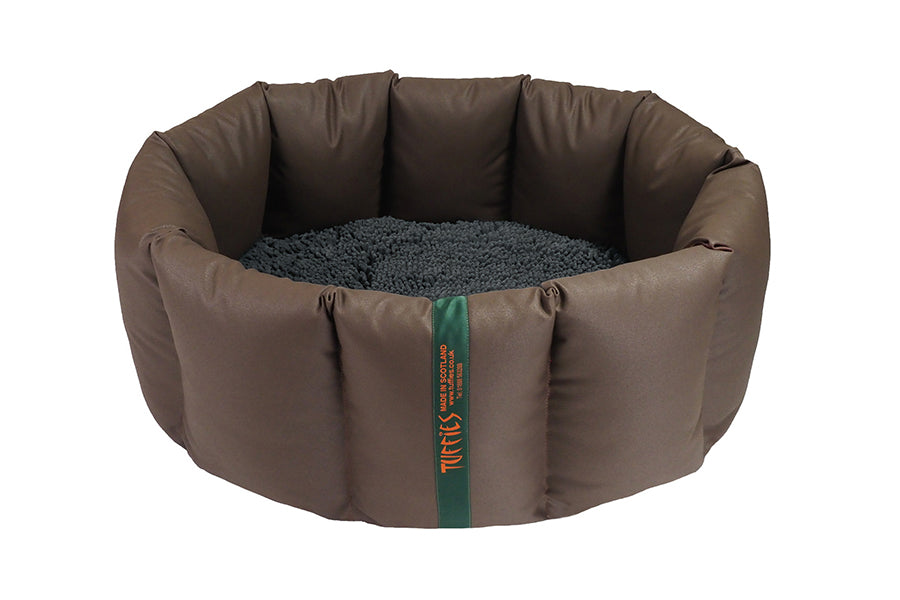 (Full Nest Chocolate with Grey Dog Dryer)