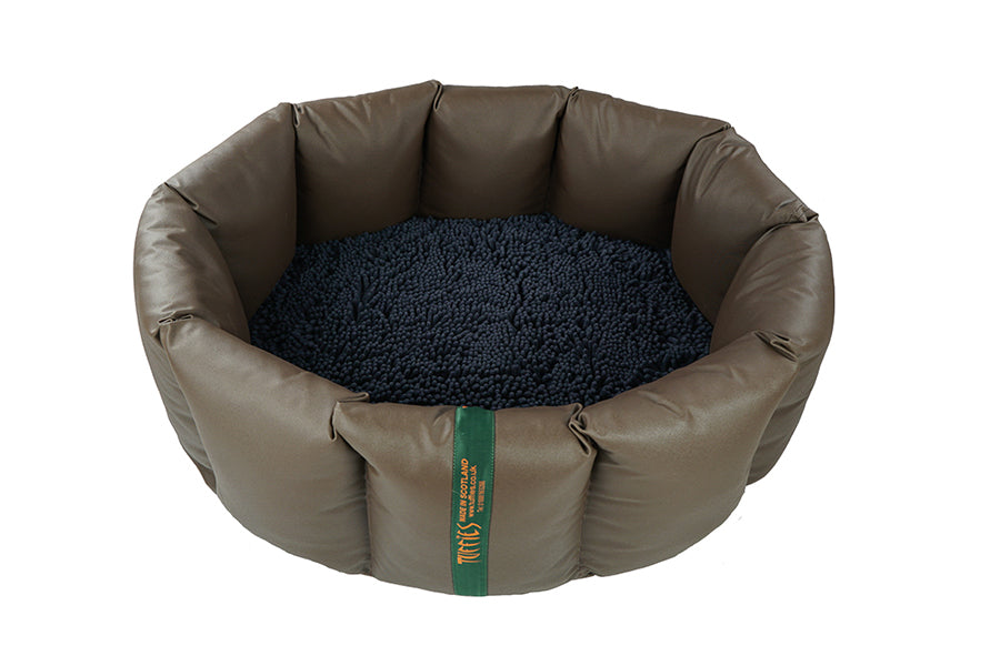 (Full Nest Chocolate with Navy Dog Dryer)