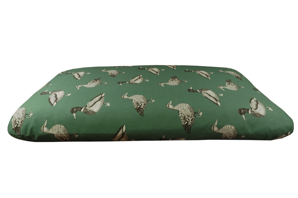 CLEARANCE : LARGE, 110 x 68 cm Twill Cover in Duck Print