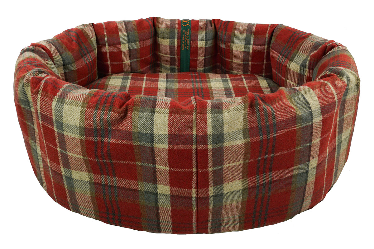 CLEARANCE : SMALL, Full Nest Cover in Highland Winter Warm
