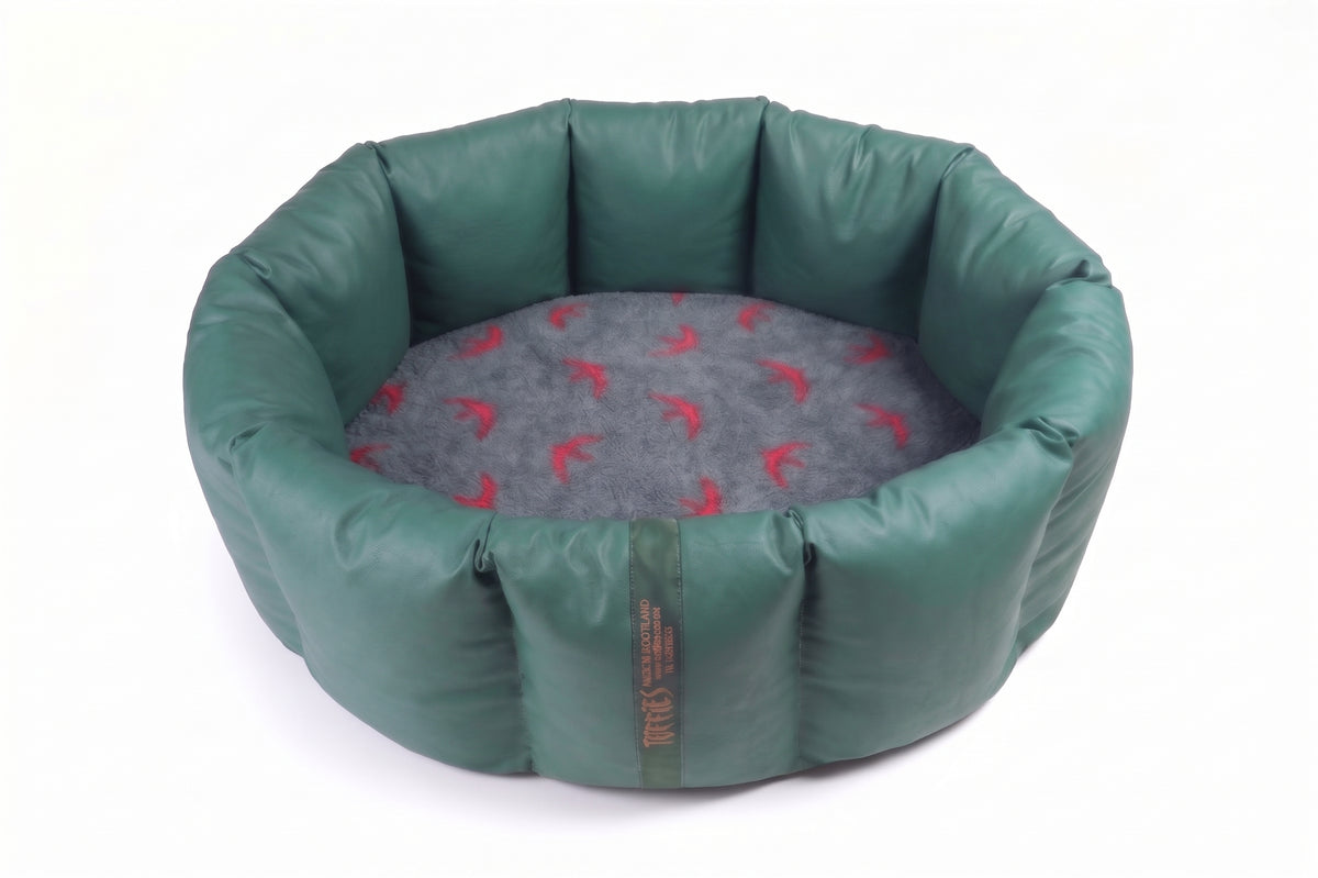 (Full Nest Green with Red Swift)