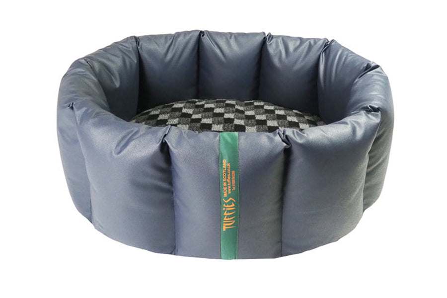 (Full Nest Navy with Grey Check)