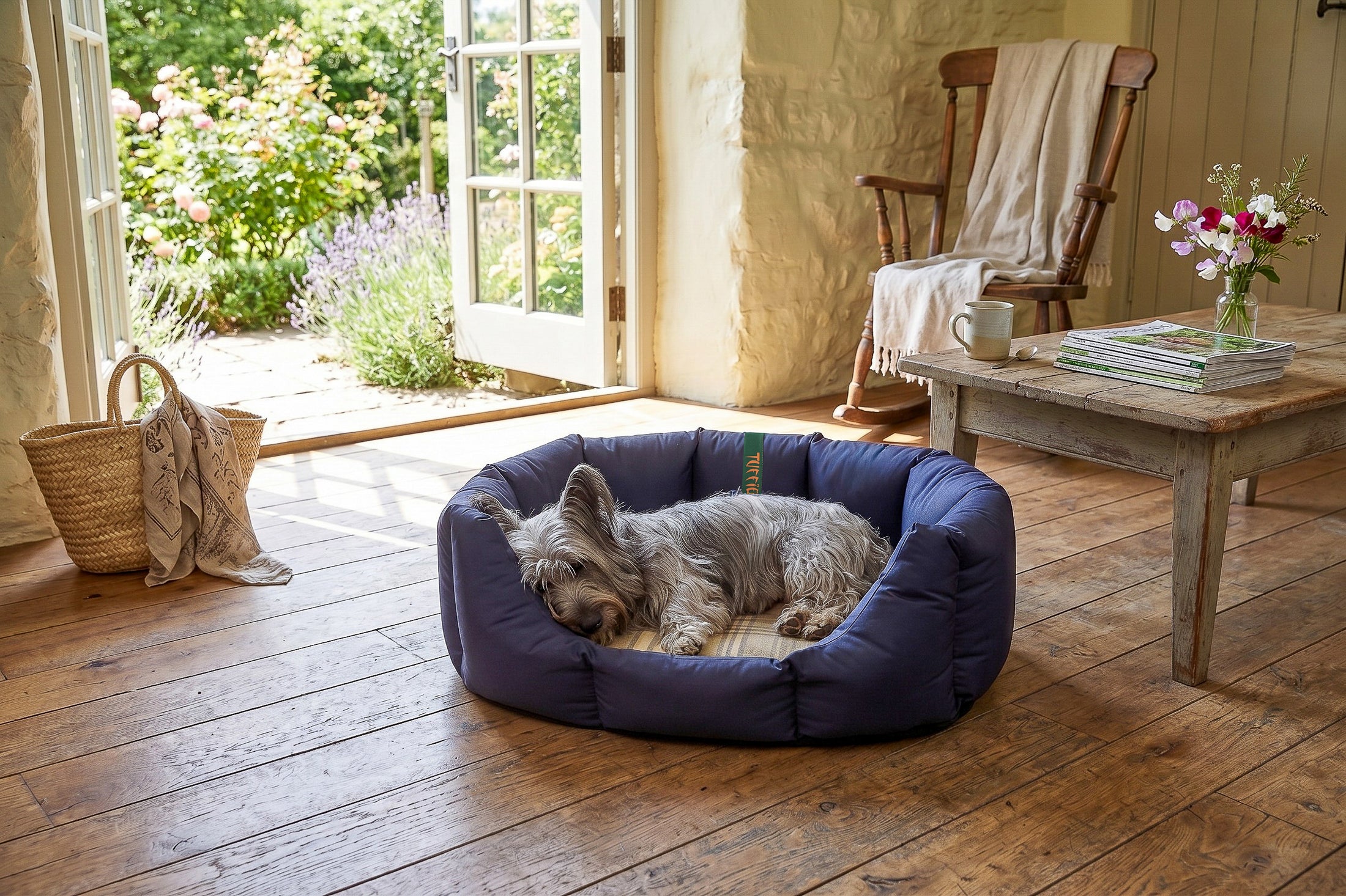 (Easy Access Navy with Sprigs)