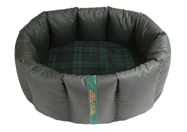 (Full Nest Black with Black watch)