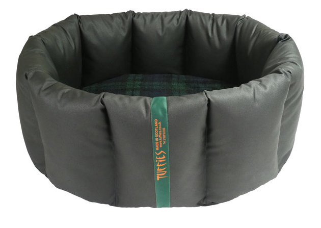 (Full Nest Black with Black Watch)